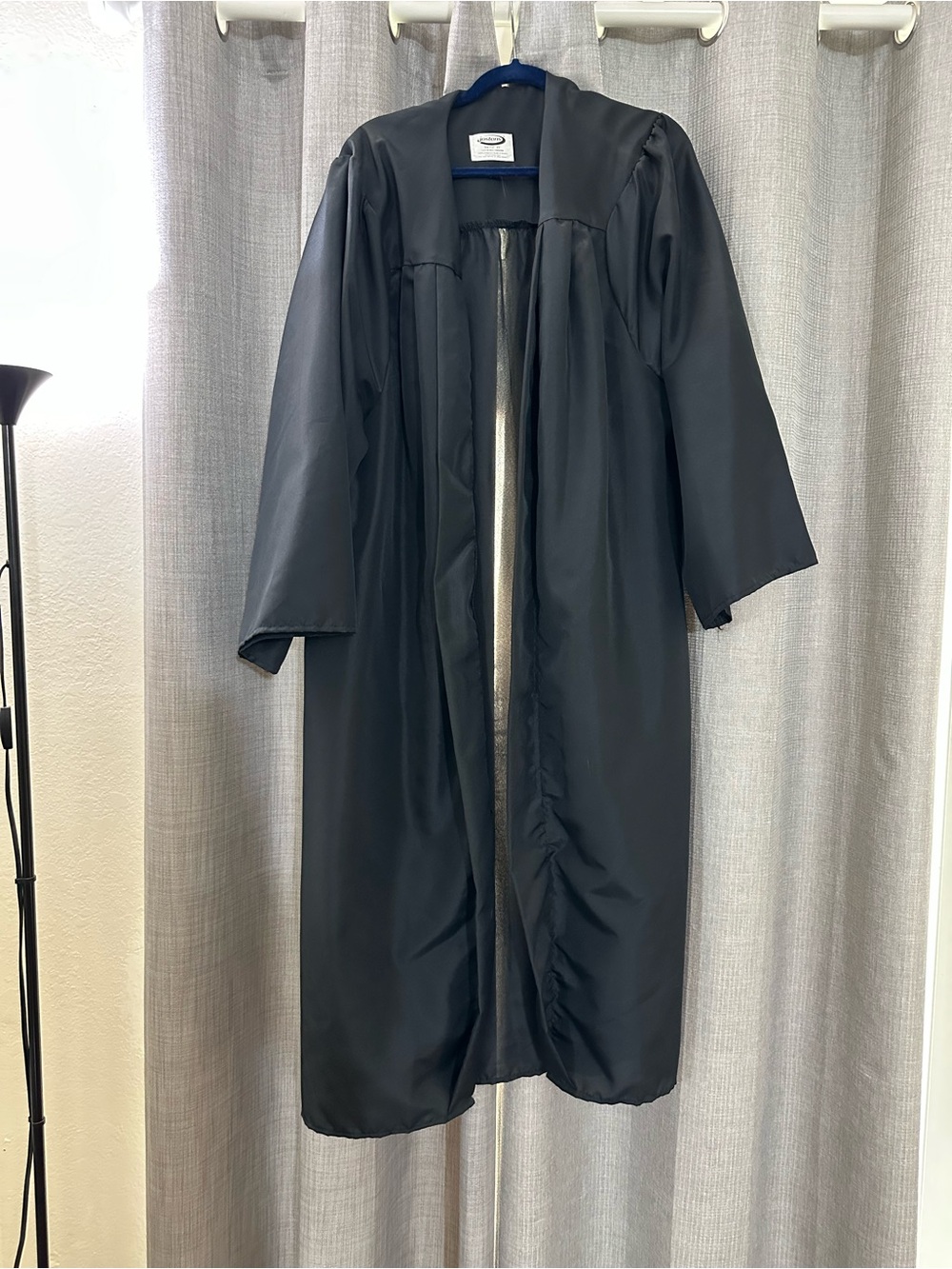 Jostens Black Graduation Gown 5’10-6’ size